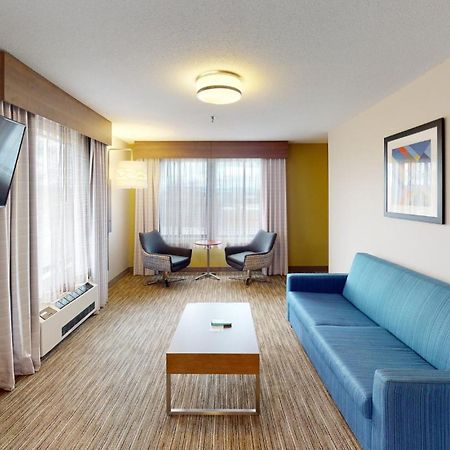 Holiday Inn Express South Burlington By Ihg Exterior foto