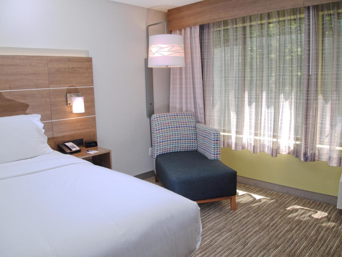 Holiday Inn Express South Burlington By Ihg Exterior foto